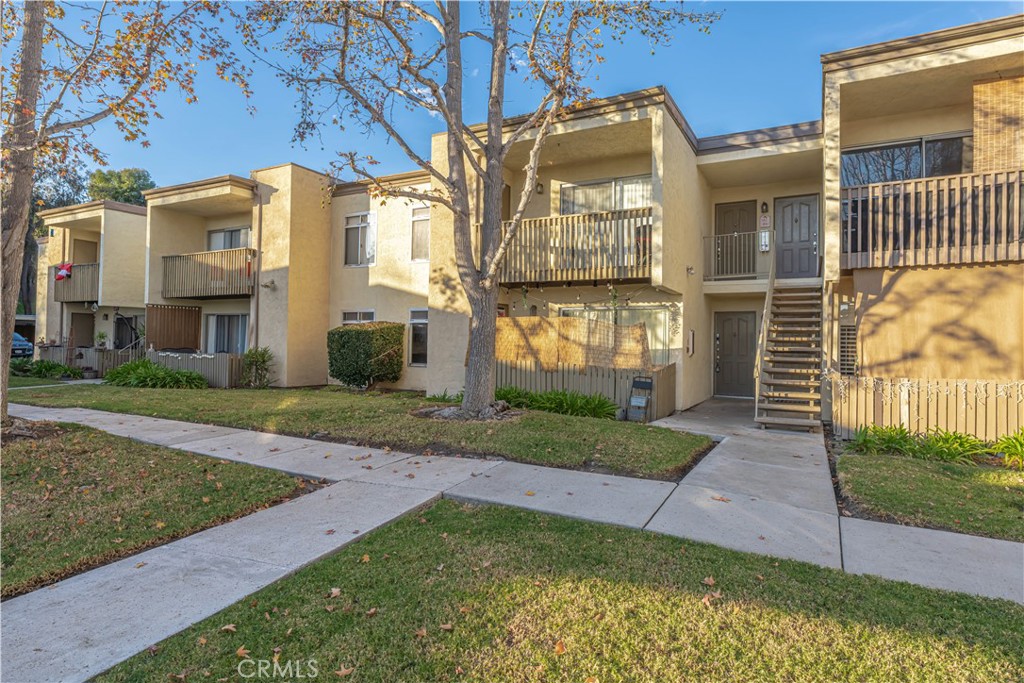 432 Edgehill Lane 83