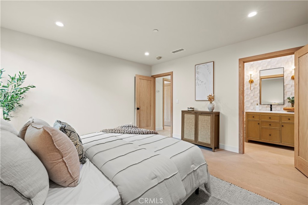 MLS #SR25255384 image #45