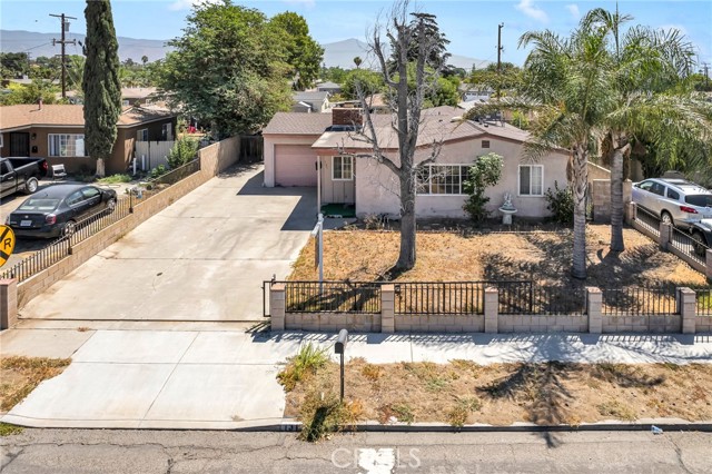 Image 3 for 131 N Acacia Ave, Rialto, CA 92376