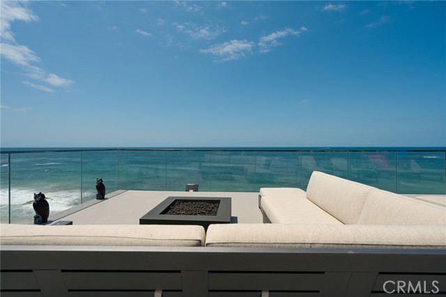 1585 S Coast, Laguna Beach CA: https://media.crmls.org/medias/b2feec3d-1c38-4df7-a725-9bd0cd3f1810.jpg