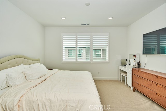 Detail Gallery Image 28 of 54 For 249 Carmona, Lake Forest,  CA 92630 - 2 Beds | 2/1 Baths