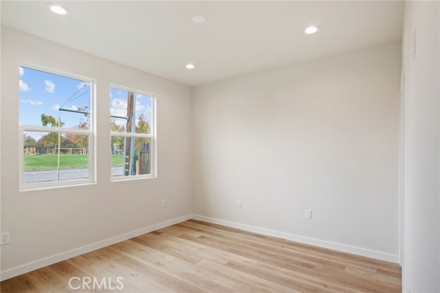 Detail Gallery Image 21 of 29 For 243 E 3rd St, Tracy,  CA 95376 - 4 Beds | 3 Baths