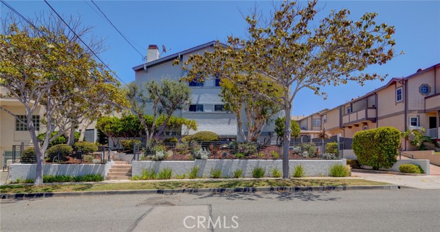 106 Lucia Avenue, Redondo Beach, California 90277, 2 Bedrooms Bedrooms, ,2 BathroomsBathrooms,Residential,Sold,Lucia,SB22097239