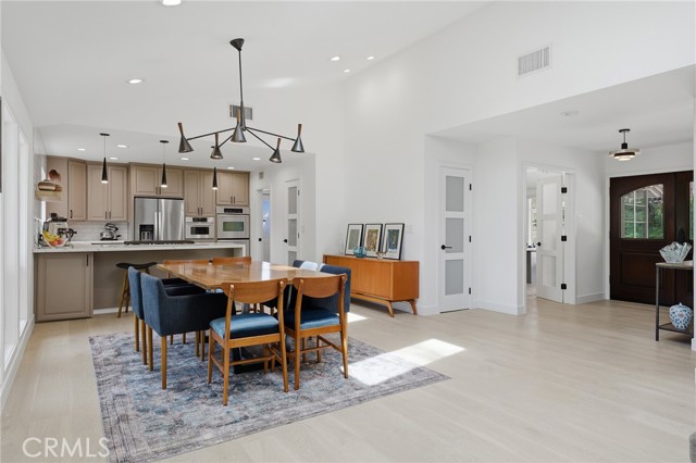 Image 15 of 55 For 5319 Penfield Avenue