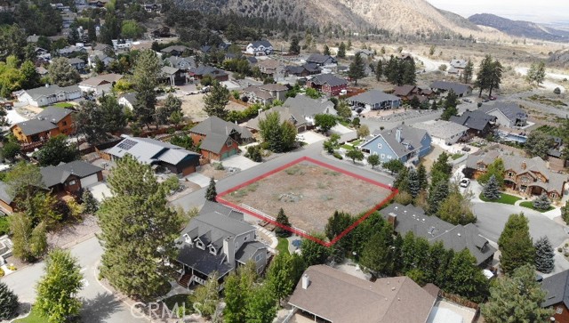 5419 Pacific Crest Drive, Wrightwood CA: https://media.crmls.org/medias/b302f636-0ba6-454e-a2ad-cc3db958add5.jpg