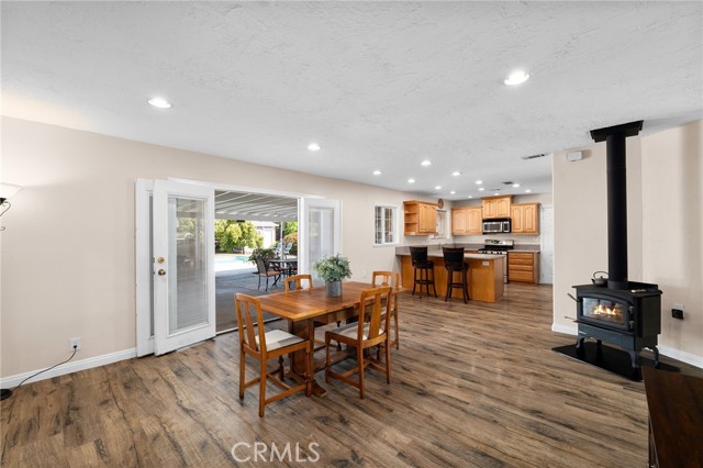 Detail Gallery Image 5 of 34 For 209 Anita Ct, Redlands,  CA 92373 - 3 Beds | 2 Baths