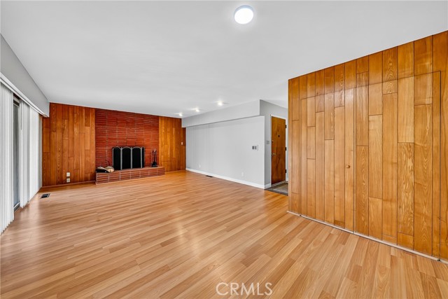 5382 Park Place, Chino CA: https://media.crmls.org/medias/b303ad80-1565-44be-9c45-6d0ee24f63a6.jpg