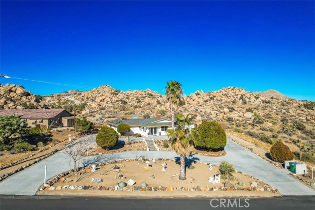 Detail Gallery Image 5 of 75 For 57100 Monticello Rd, Yucca Valley,  CA 92284 - 2 Beds | 1/1 Baths