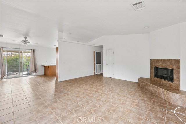68269 Calle Calmoso, Desert Hot Springs CA: https://media.crmls.org/medias/b3055c51-e570-47b8-98db-ed3fb3c7fece.jpg