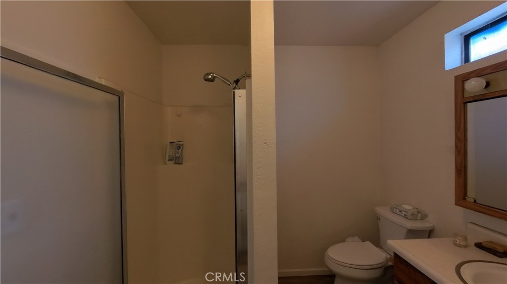 https://media.crmls.org/medias/b306059f-2f61-4d87-8972-f4b9192c1927.jpg?preset=X-Large