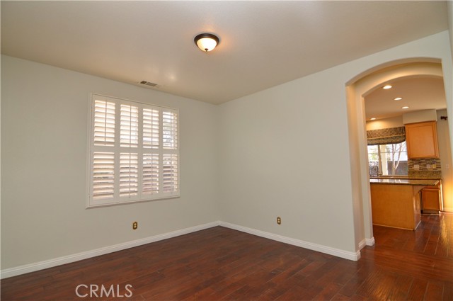 Detail Gallery Image 15 of 52 For 9595 Shadowgrove Dr, Rancho Cucamonga,  CA 91730 - 5 Beds | 3 Baths