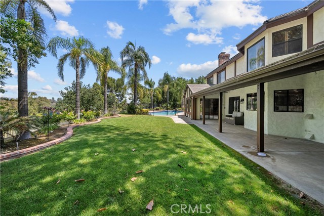 25472 Via Acorde, Valencia CA: https://media.crmls.org/medias/b3069f4c-d7f0-45b9-ae94-4c29c6db8f7f.jpg