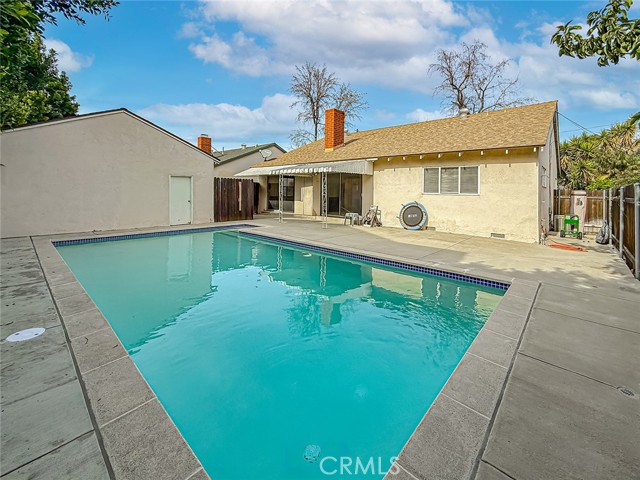 Detail Gallery Image 4 of 55 For 15550 Otsego St, Encino,  CA 91436 - 3 Beds | 2 Baths