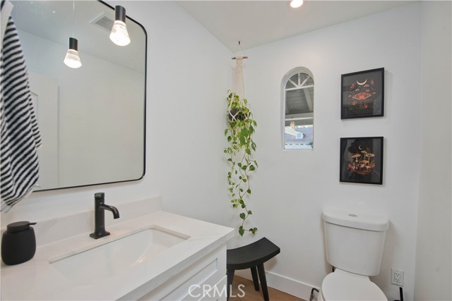 Detail Gallery Image 21 of 50 For 5684 Grey Rock Rd, Agoura Hills,  CA 91301 - 4 Beds | 3/1 Baths