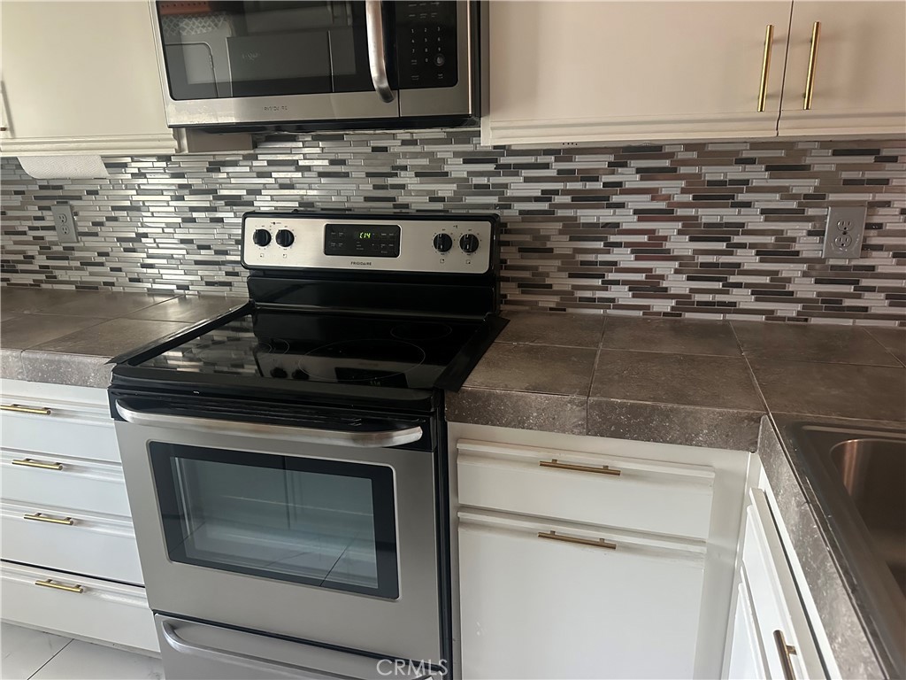 B30a3316 1625 4b78 A820 4295e8a95924