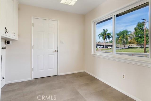 Detail Gallery Image 11 of 27 For 194 W Blaine St, Riverside,  CA 92507 - 4 Beds | 2 Baths