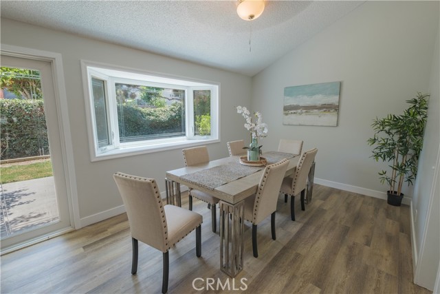 1506 West Sharon Road, Santa Ana CA: https://media.crmls.org/medias/b30b8b40-8d07-4150-8d1c-35e4c8fec44c.jpg