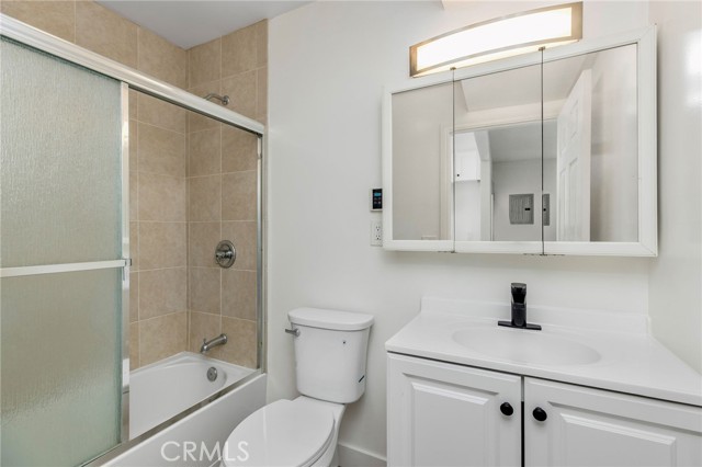 Detail Gallery Image 33 of 34 For 16642 Los Alimos St, Granada Hills,  CA 91344 - 4 Beds | 2/1 Baths
