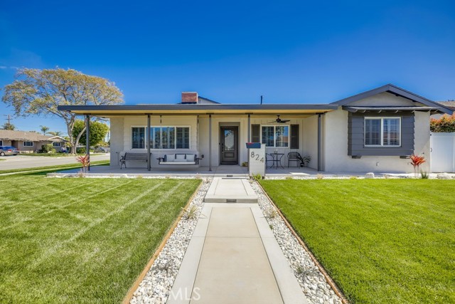 824 S Dune Street, Anaheim CA: https://media.crmls.org/medias/b30c30c6-1b05-423b-aac6-55a31c04b9d0.jpg