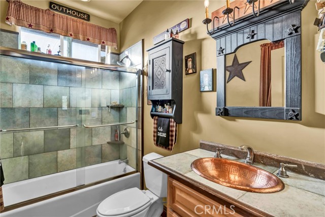 Detail Gallery Image 17 of 49 For 5963 Eickhoff Rd, Lakeport,  CA 95453 - 4 Beds | 2 Baths