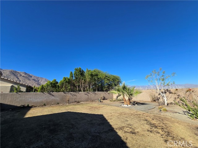 Detail Gallery Image 19 of 21 For 736 Summit Dr, Palm Springs,  CA 92262 - 3 Beds | 2 Baths