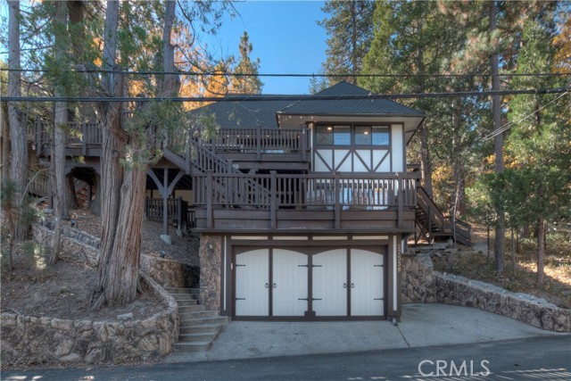 Detail Gallery Image 3 of 36 For 27538 W Shore Rd, Lake Arrowhead,  CA 92352 - 5 Beds | 2 Baths