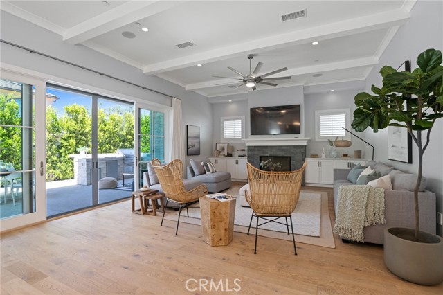 849 12th Court, Manhattan Beach, California 90266, 5 Bedrooms Bedrooms, ,5 BathroomsBathrooms,Residential,Sold,12th,SB22146383