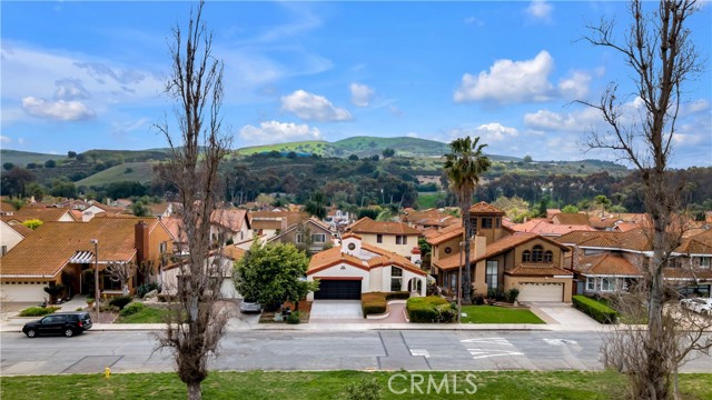 54 Falcon Ridge Drive, Pomona CA: https://media.crmls.org/medias/b30d7be2-60ba-4795-b855-5195c79301f8.jpg