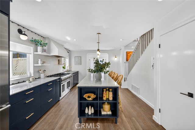 956 Tia Juana, Laguna Beach CA: https://media.crmls.org/medias/b30e018f-85ed-490f-b155-431d3bf44081.jpg