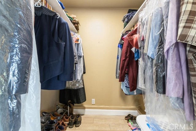 Detail Gallery Image 28 of 34 For 16750 Septo, Northridge,  CA 91343 - 5 Beds | 3 Baths