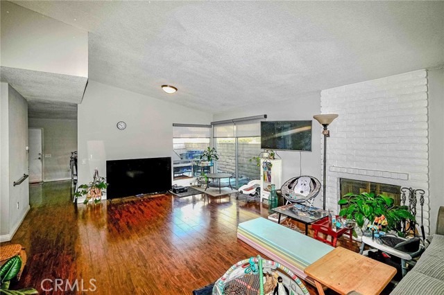 Detail Gallery Image 2 of 11 For 5361 Humboldt, Buena Park,  CA 90621 - 4 Beds | 2 Baths