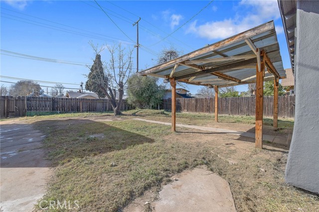 Detail Gallery Image 35 of 38 For 1247 N Ferger Ave, Fresno,  CA 93728 - 2 Beds | 1 Baths