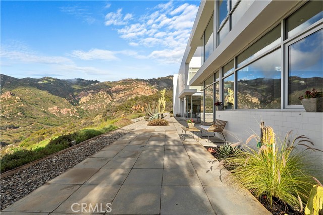 Detail Gallery Image 9 of 62 For 22581 Mansie Rd, Malibu,  CA 90265 - 4 Beds | 3/1 Baths