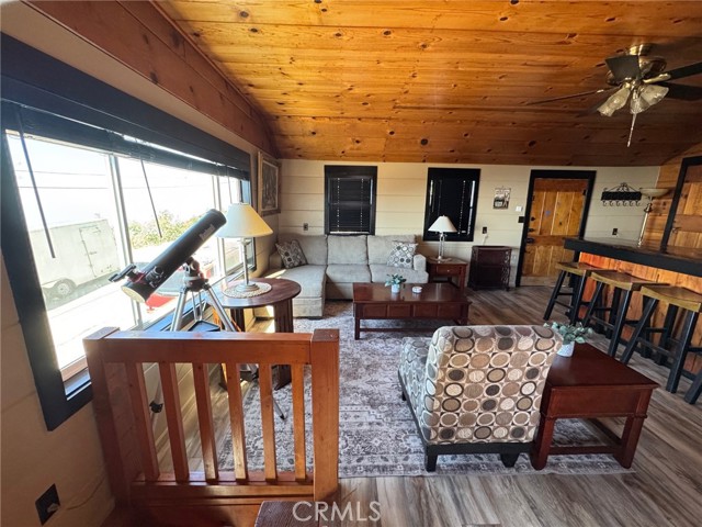 Detail Gallery Image 30 of 38 For 24998 Ocean View Dr, Crestline,  CA 92325 - 1 Beds | 1 Baths