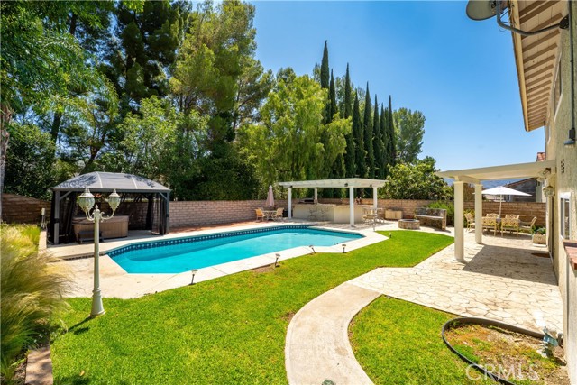 6120 Hedgewall Drive, Westlake Village CA: https://media.crmls.org/medias/b31146b8-992a-464e-b3b1-fb14630b46d9.jpg