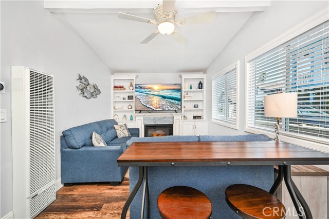 121 25th, Newport Beach CA: https://media.crmls.org/medias/b3118952-a0e8-4994-897f-8d28443dc9c1.jpg
