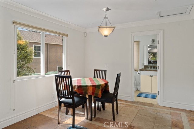 1377 Knoll Road, Redlands CA: https://media.crmls.org/medias/b3118ef6-6291-48ae-aa8e-c1a82cfb1ef6.jpg