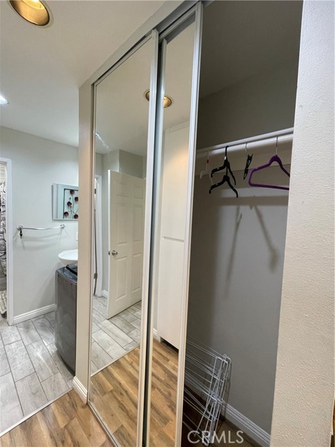 5460 White Oak Avenue, Encino CA: https://media.crmls.org/medias/b312208c-06f3-40dd-9700-79a59cb5be4e.jpg