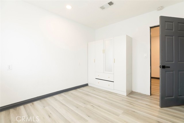 Detail Gallery Image 12 of 15 For 7347 Jamieson Ave, Reseda,  CA 91335 - 2 Beds | 1 Baths