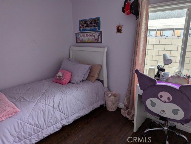 Detail Gallery Image 5 of 23 For 122 E Carlton St, Ontario,  CA 91761 - 3 Beds | 2 Baths
