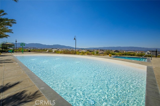 18147 Jupiter Lane, Saugus CA: https://media.crmls.org/medias/b314b6da-900e-4ed0-803c-dd00da4d04ec.jpg