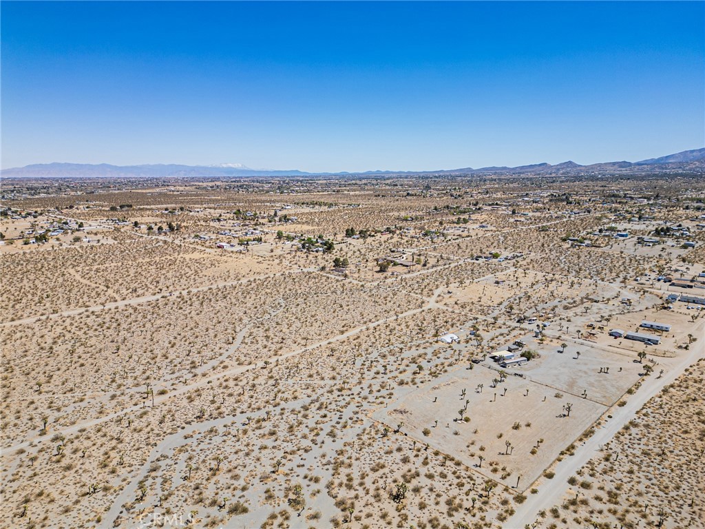 MLS #OC25086737 image #17