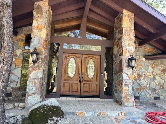 Detail Gallery Image 5 of 50 For Address Is Not Disclosed, Bass Lake,  CA 93604 - 4 Beds | 4 Baths