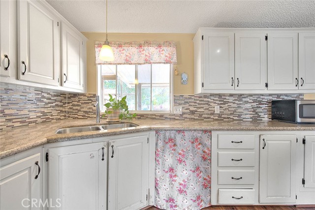 Detail Gallery Image 13 of 65 For 19031 Westlawn St, Hesperia,  CA 92345 - 3 Beds | 2 Baths