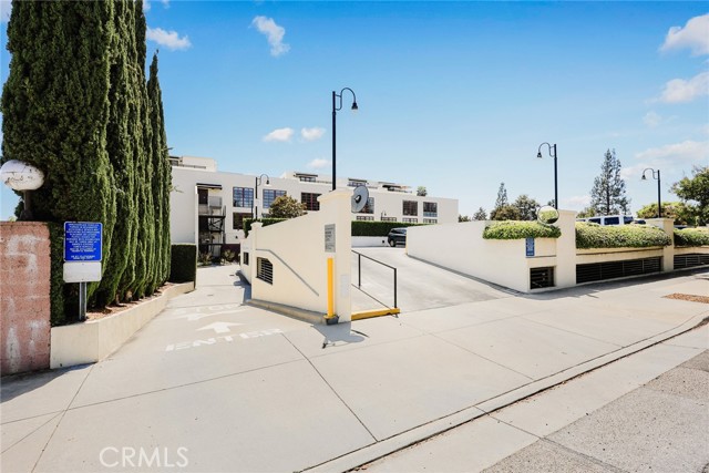 Detail Gallery Image 11 of 27 For 812 Fremont Ave #204,  South Pasadena,  CA 91030 - 1 Beds | 1 Baths