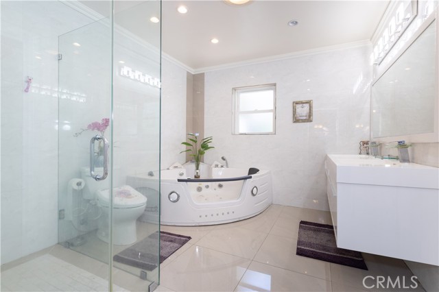Detail Gallery Image 23 of 41 For 18308 Lahey St, Porter Ranch,  CA 91326 - 4 Beds | 4 Baths