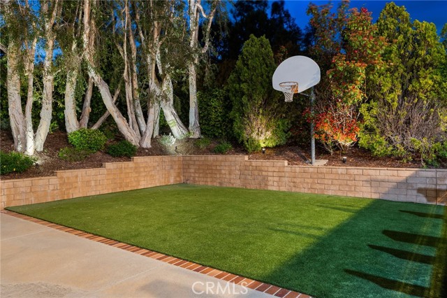 Image 65 of 75 For 5005 Stonehaven Drive