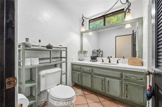 Detail Gallery Image 33 of 74 For 25805 Avenida Del Oro, Temecula,  CA 92590 - 4 Beds | 4/1 Baths