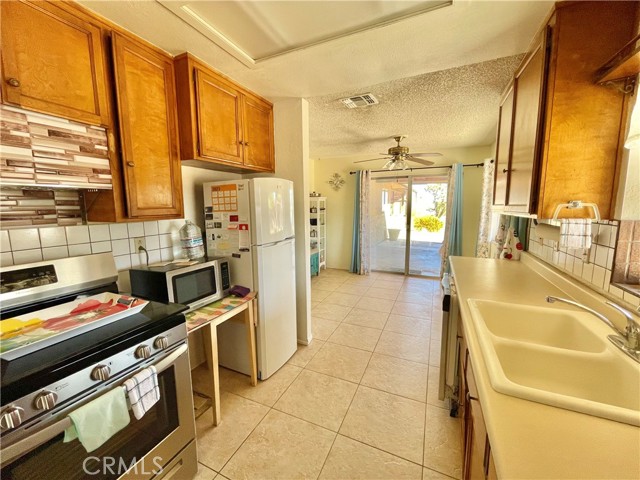 Detail Gallery Image 19 of 29 For 58873 Sun Mesa Dr, Yucca Valley,  CA 92284 - 2 Beds | 1 Baths