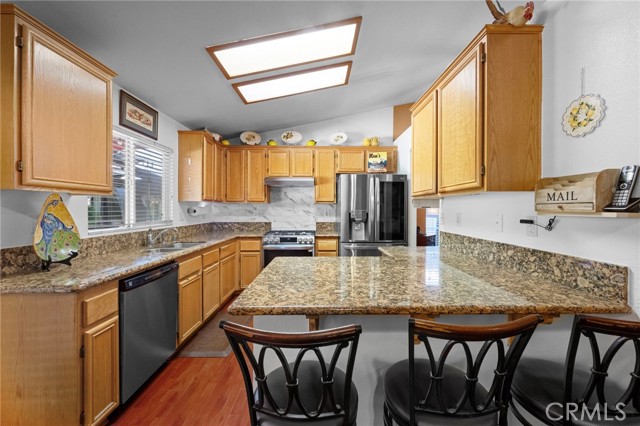 Detail Gallery Image 13 of 55 For 15070 Spring, Fontana,  CA 92335 - 5 Beds | 2 Baths